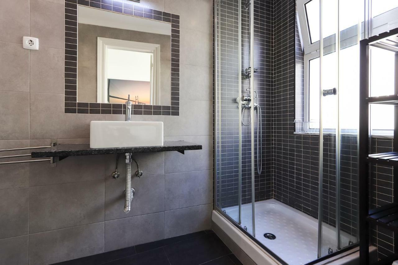 Lisbon Apartments In Anjos Bagian luar foto